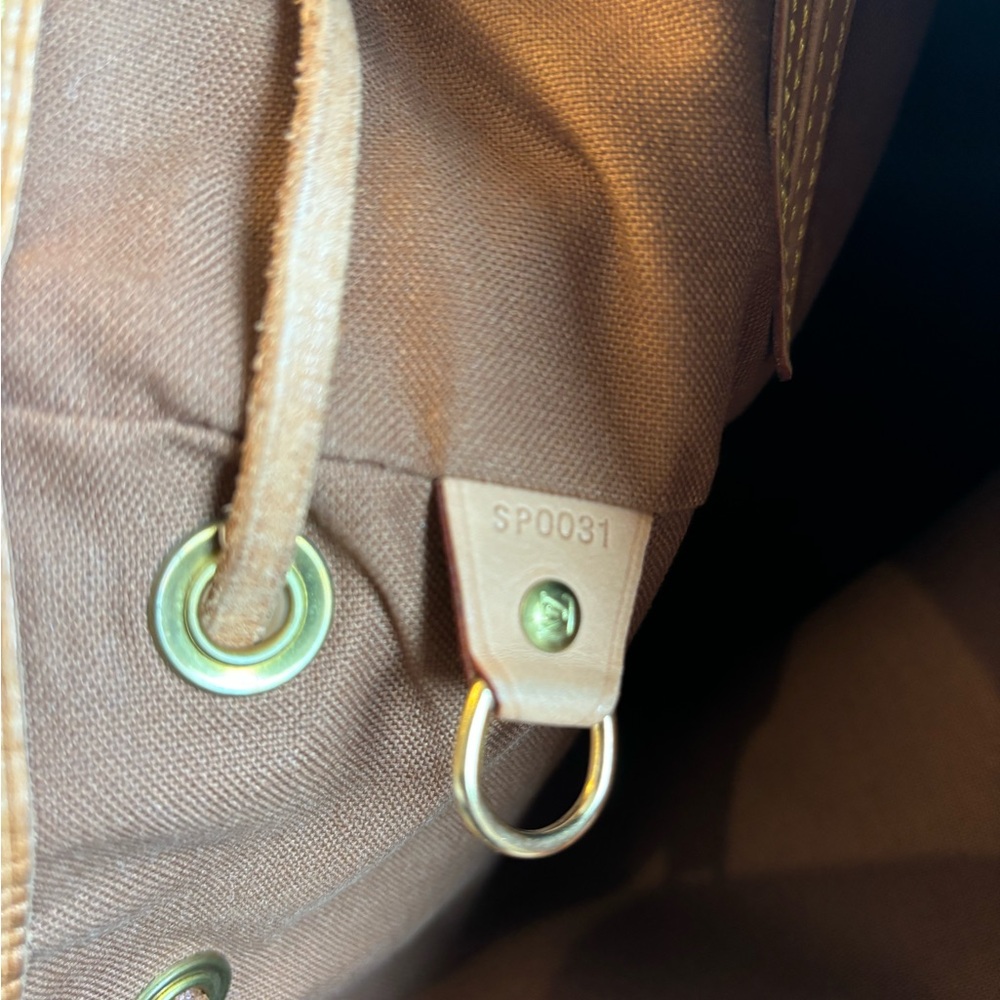 Louis Vuitton Monogram Canvas Montsouris GM backpack - Picture 12 of 16